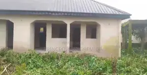 9bdrm Apartment in Ifesowapo Cda, Epe for rent