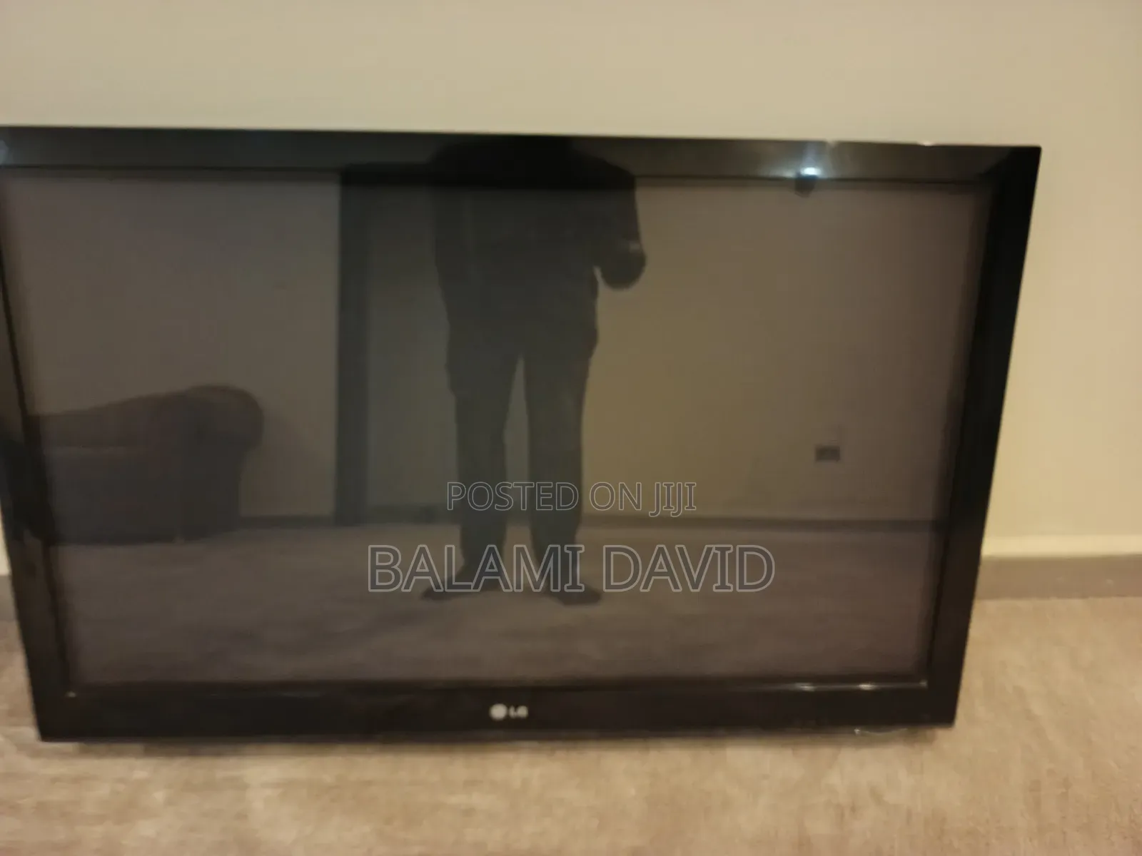 LG 45inch TV