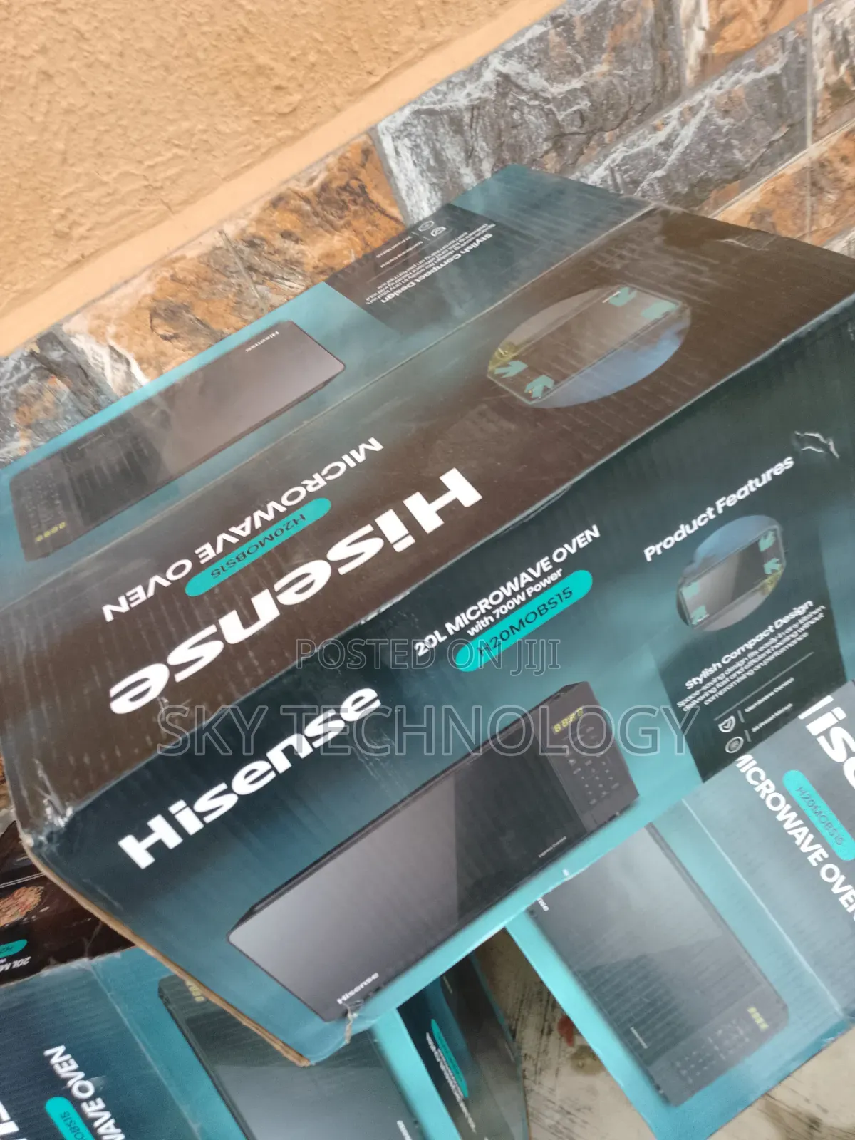 Hisense 20L Digital Microwave – Modern Kitchen Essential