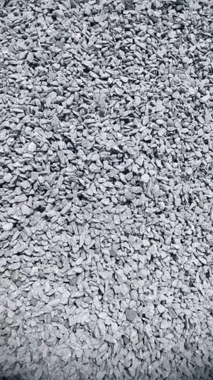​Absolute Black Granite
All Sizes Chippings Pay on You Delivery