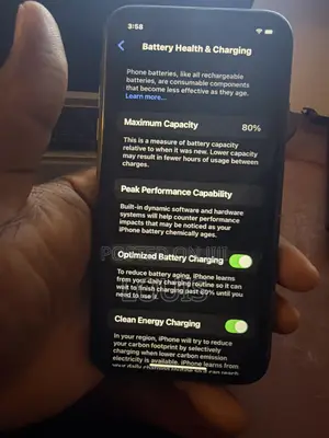 Apple iPhone 11 64 GB Gray
