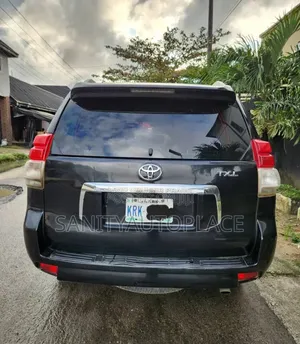 Toyota Land Cruiser Prado 2.7 i 2013 Black