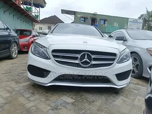Mercedes-Benz C400 4Matic AWD Sedan (3.0L V6 7A) 2015 White