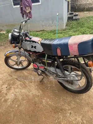 TVS HLX Plus ES 2023 Black