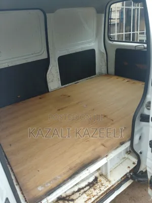 Suzuki APV Minibus 2004 White