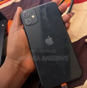 Apple iPhone 11 64 GB Black