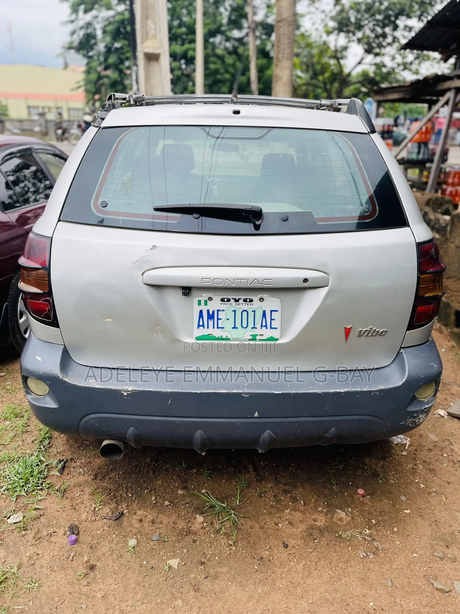 Pontiac Vibe Automatic 2004 Silver