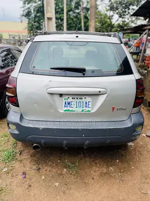 Pontiac Vibe Automatic 2004 Silver