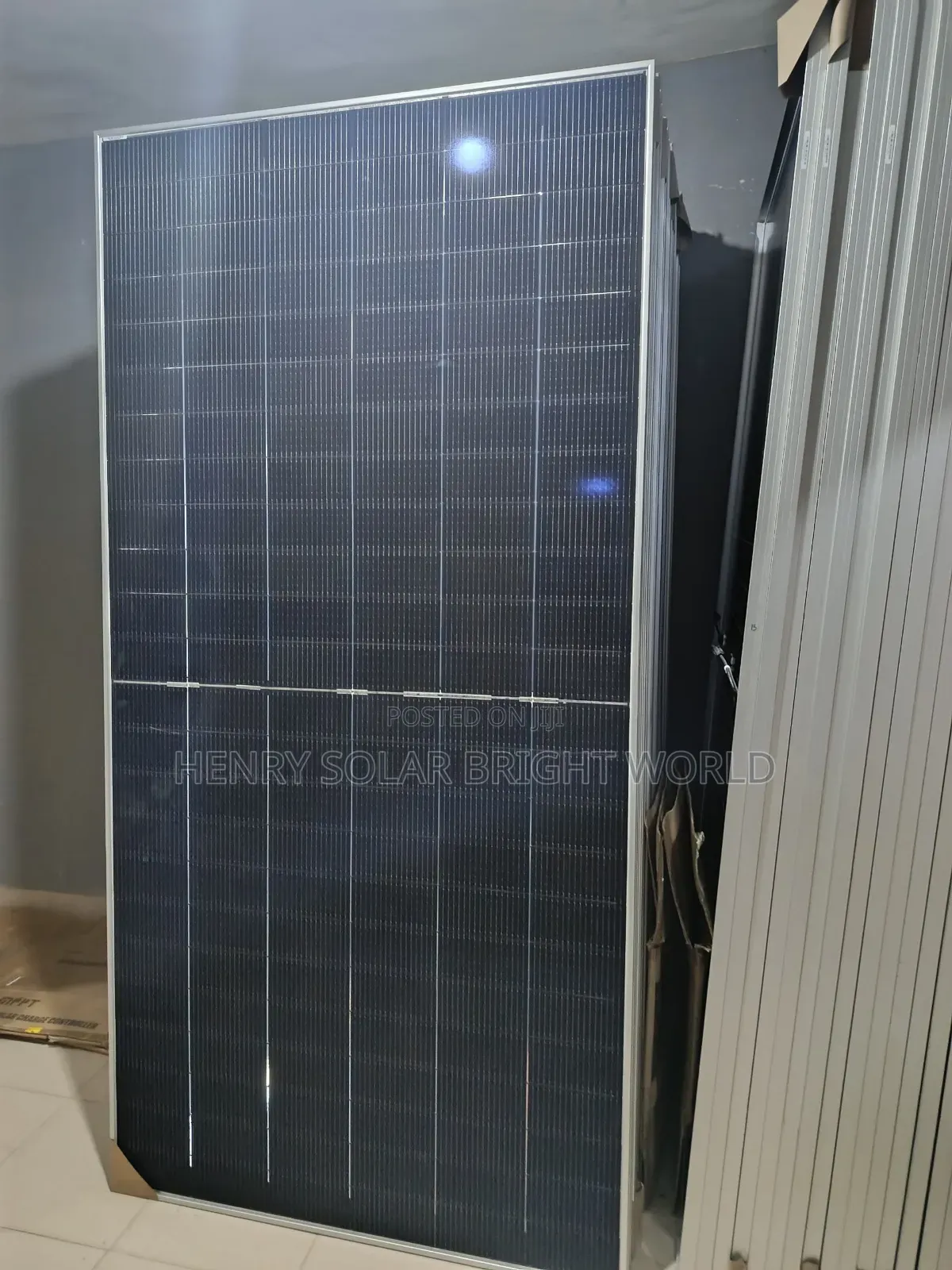 Jinko 650w Bifacial Panels