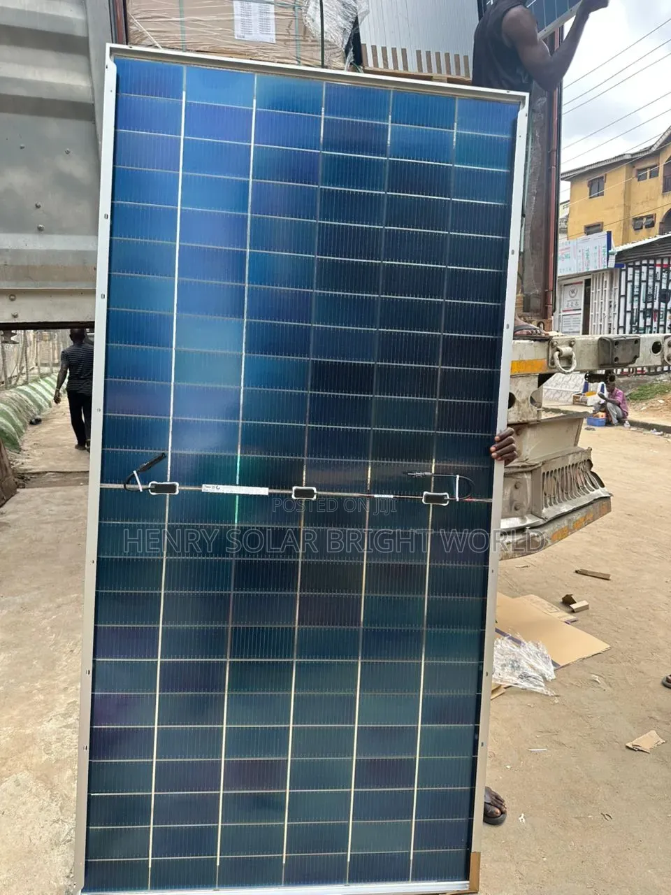 Jinko 650w Bifacial Panels