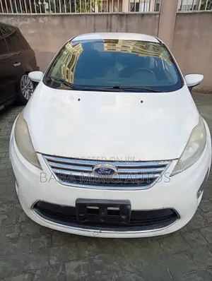 Ford Fiesta S 4dr Sedan (1.6L 4cyl 5M) 2014 White