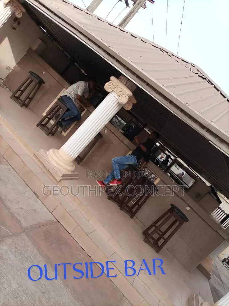 43 Room Functioning Hotel in Alakia