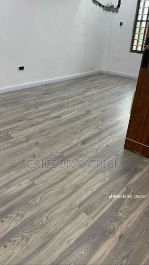 Vinyl and SPC Installation