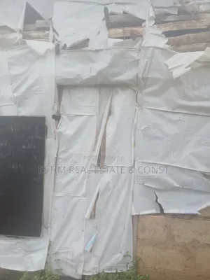 Viewing Center to Let at Osajin Transformer Junct Ajibode UI Axis, Ib.