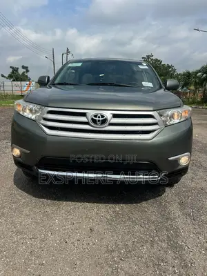 Toyota Highlander Limited 2011 Green