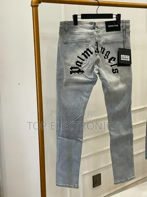 High Guality Straight Jeans