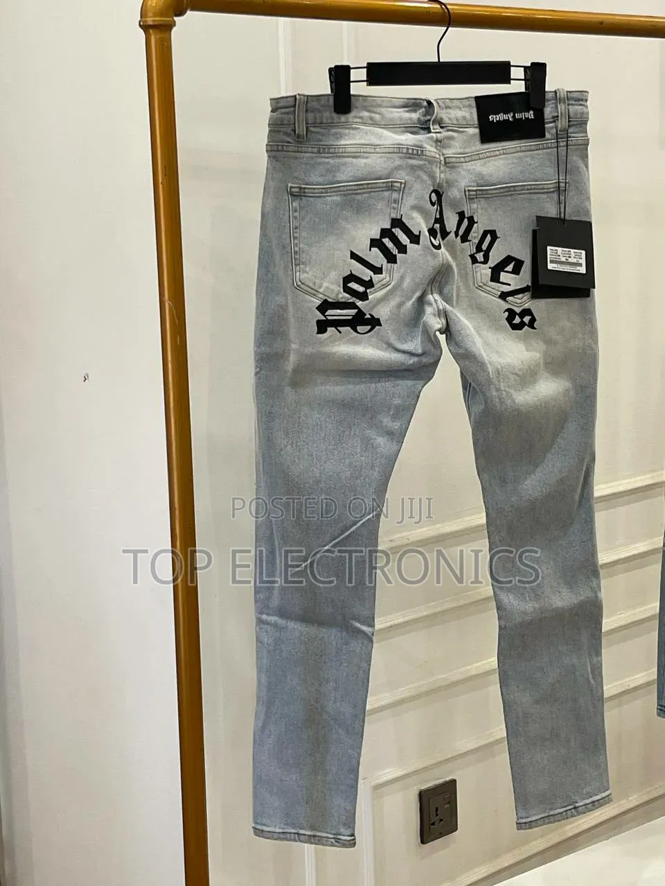 High Guality Straight Jeans