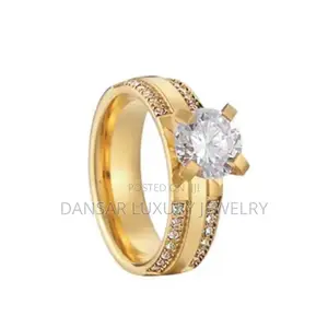 Royal Vows 3-Piece Gold Set