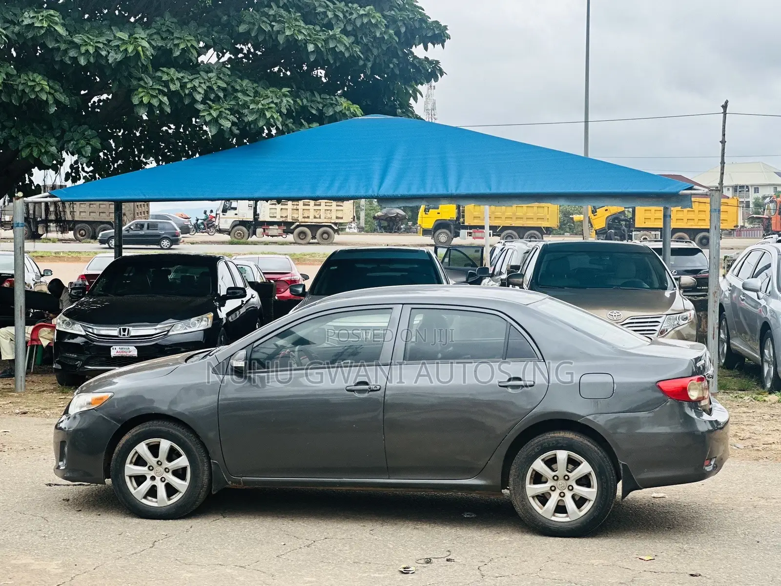 Toyota Corolla 2012 Gray