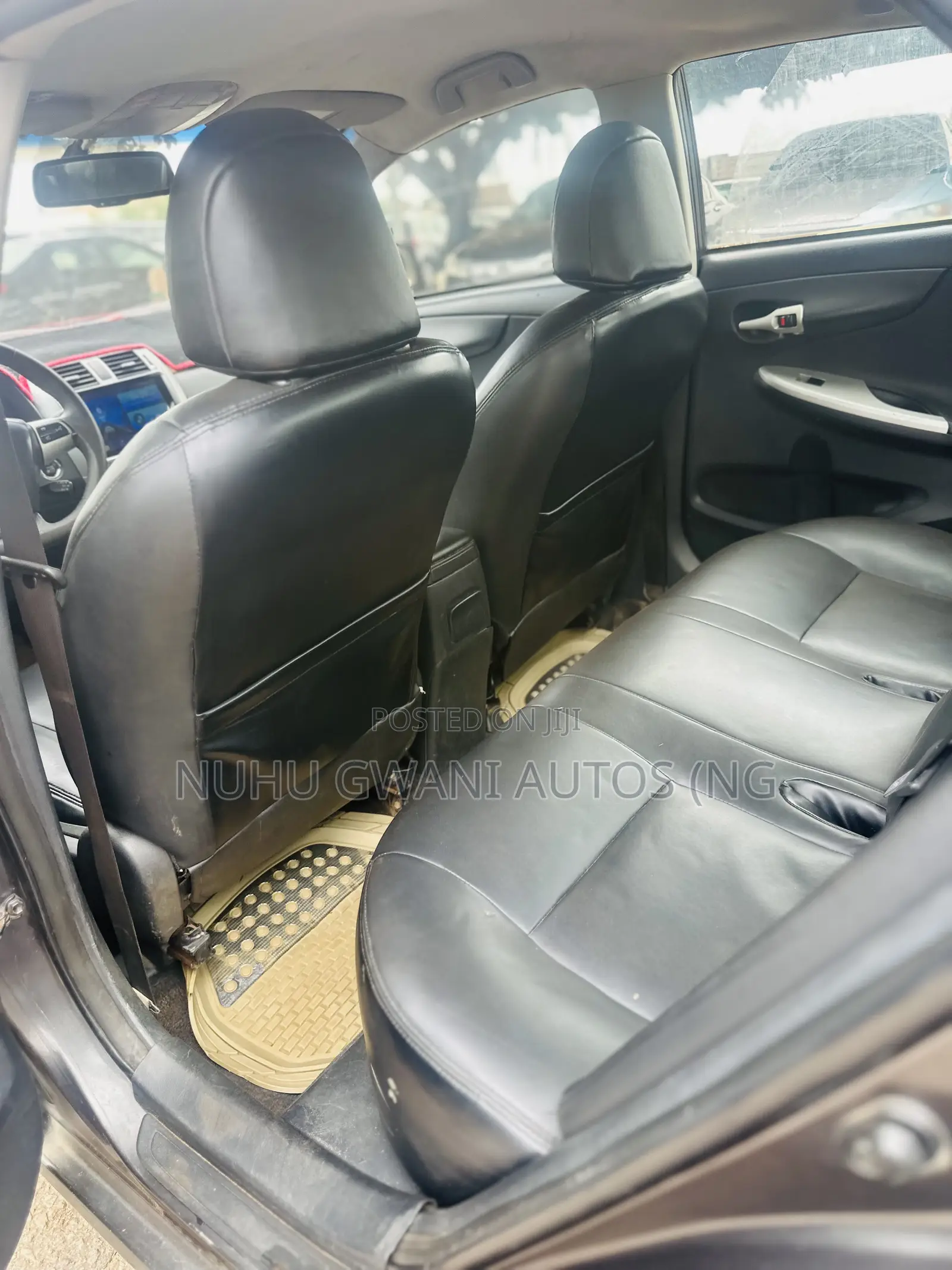Toyota Corolla 2012 Gray