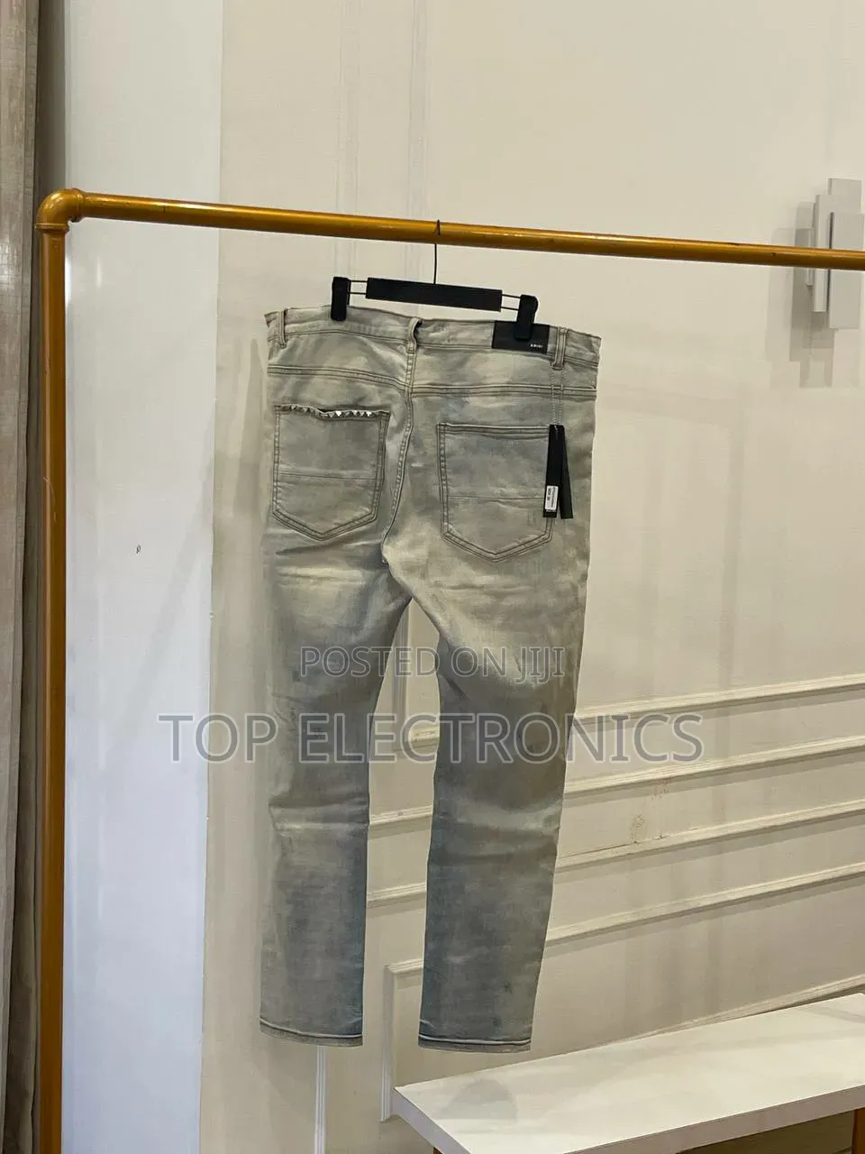 High Guality Straight Jeans