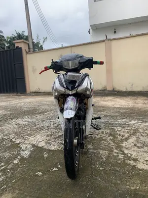 Motorcycle 2024 White