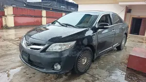 Toyota Corolla 2010 Black