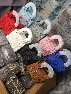 Dorasluxurycollection