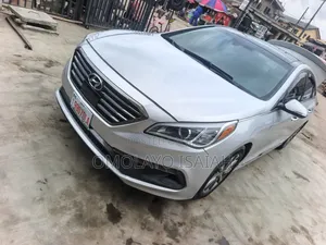 Hyundai Sonata Limited 2.0T Seban (2.0L 4cyl 6A) 2016 Silver