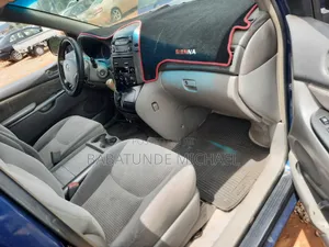 Toyota Sienna 2006 Blue
