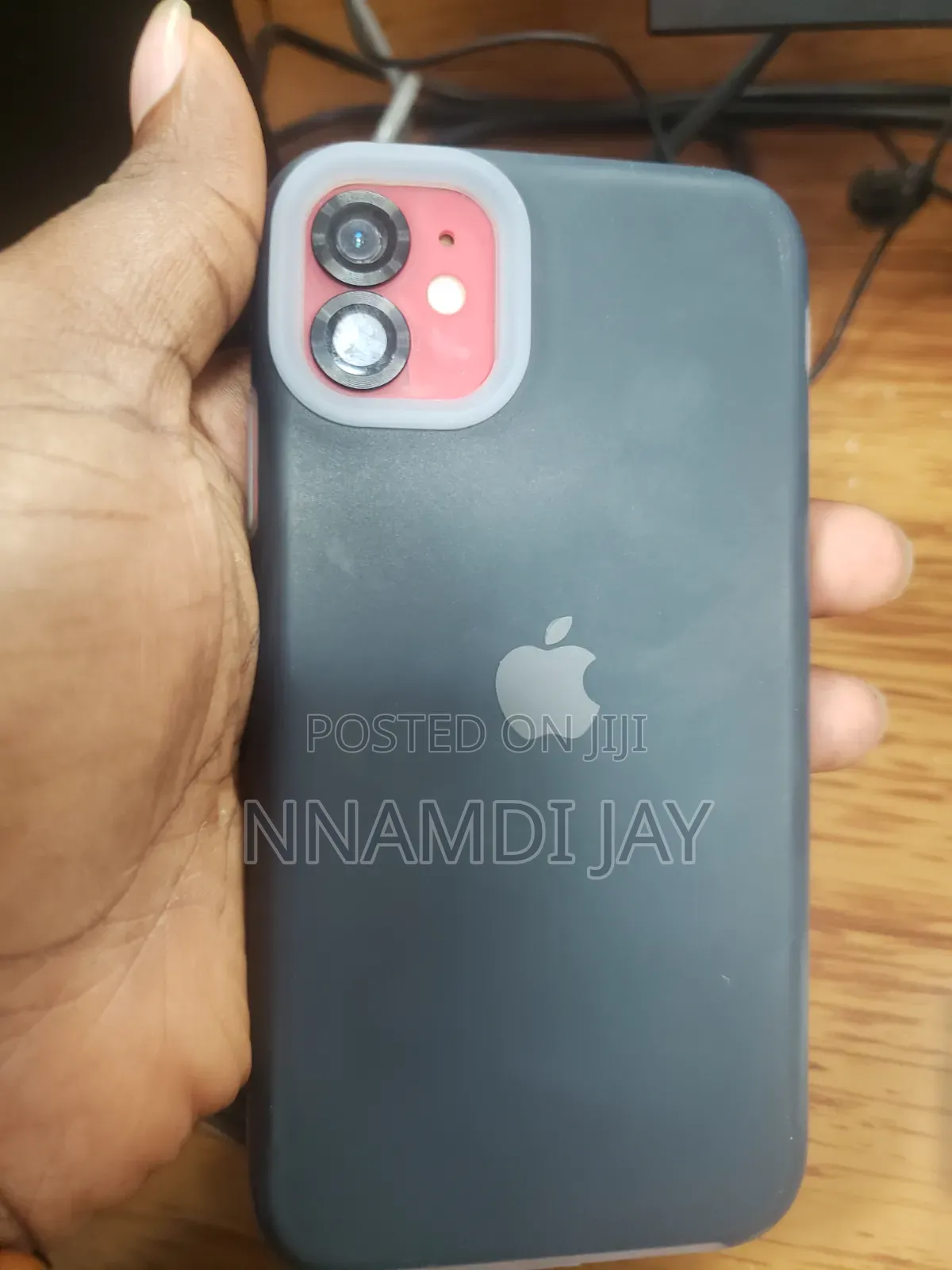 Apple iPhone 11 64 GB Red