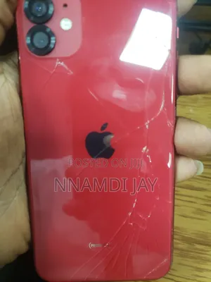Apple iPhone 11 64 GB Red