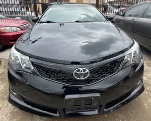 Toyota Camry SE 4dr Sedan (2.5L 4cyl 6A) 2013 Black