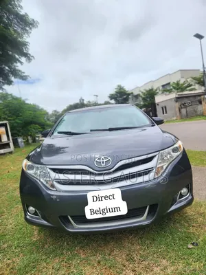 Toyota Venza LE FWD 2013 Gray