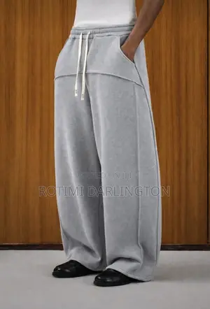 Plain Baggy Joggers