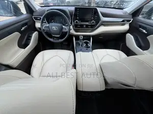 Toyota Highlander 2020 Blue