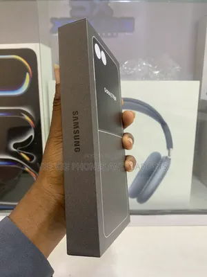 New Samsung Galaxy Z Flip8 256 GB Black