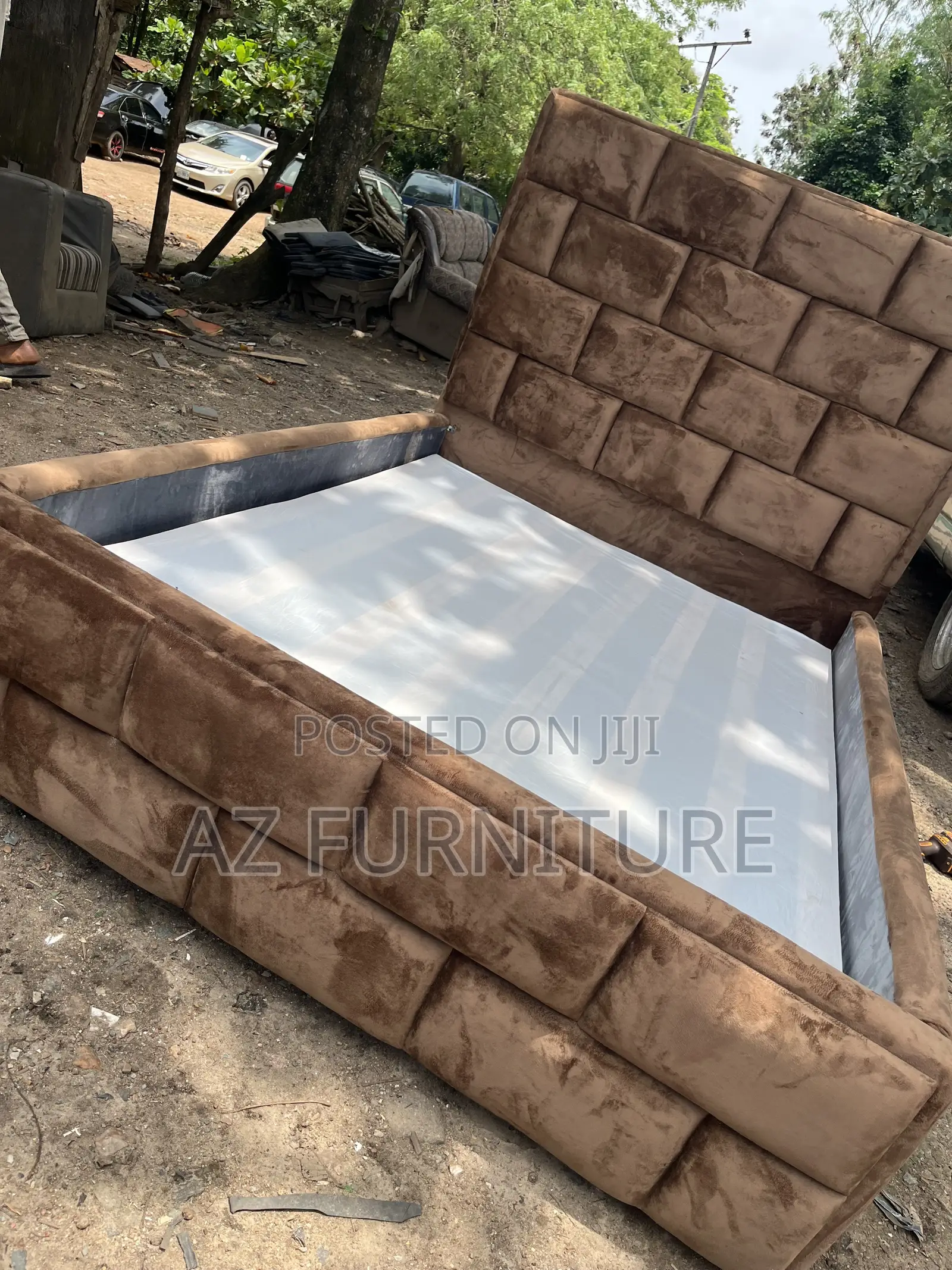 4 and Half Bedframe