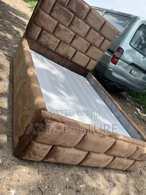 4 and Half Bedframe
