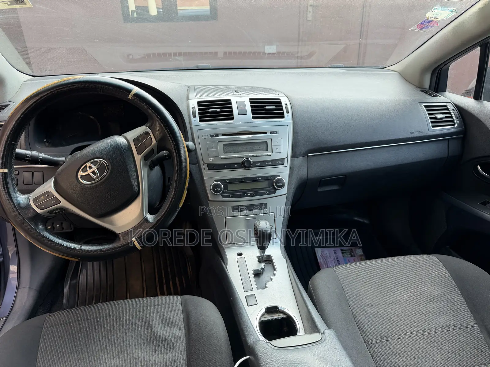 Toyota Avensis 2.0 Advanced Automatic 2012 Gray