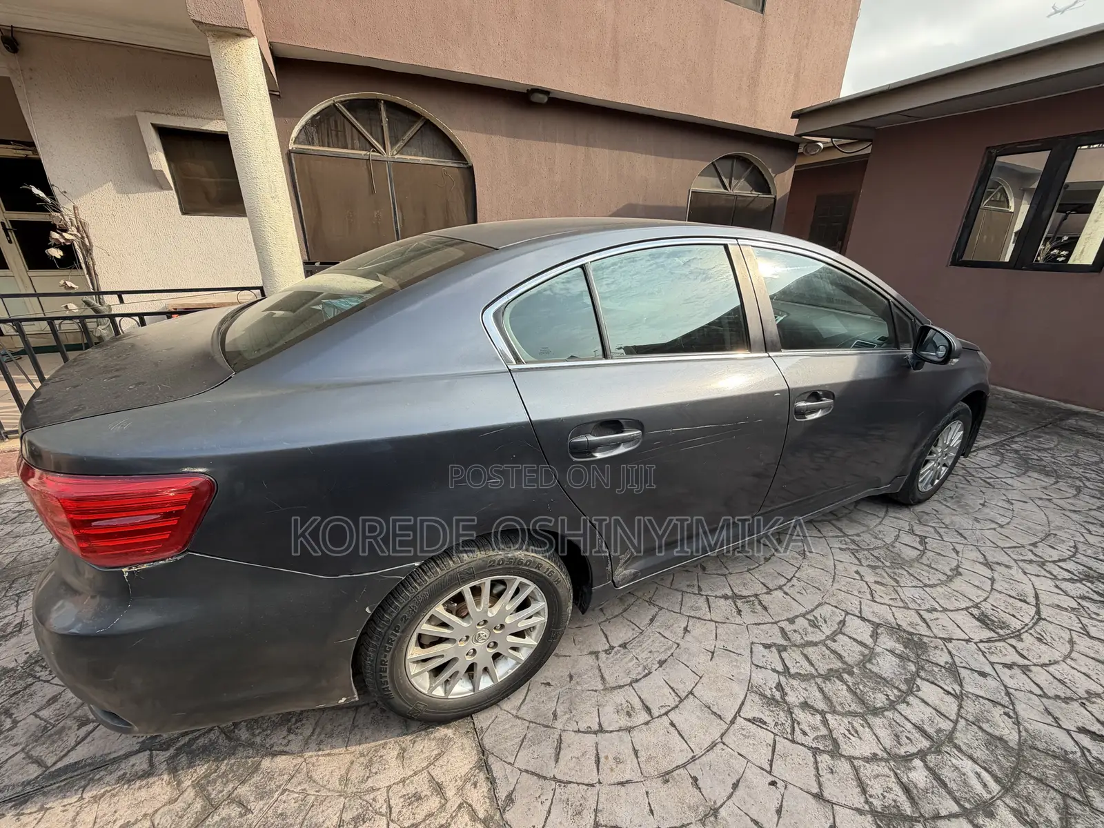 Toyota Avensis 2.0 Advanced Automatic 2012 Gray