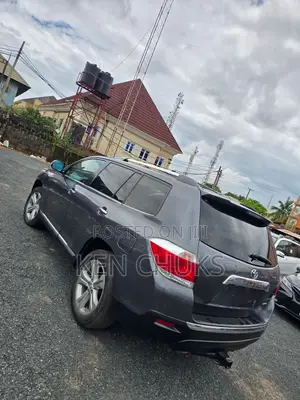 Toyota Highlander 2014 Gray