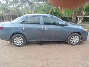 Toyota Corolla 2012 Blue