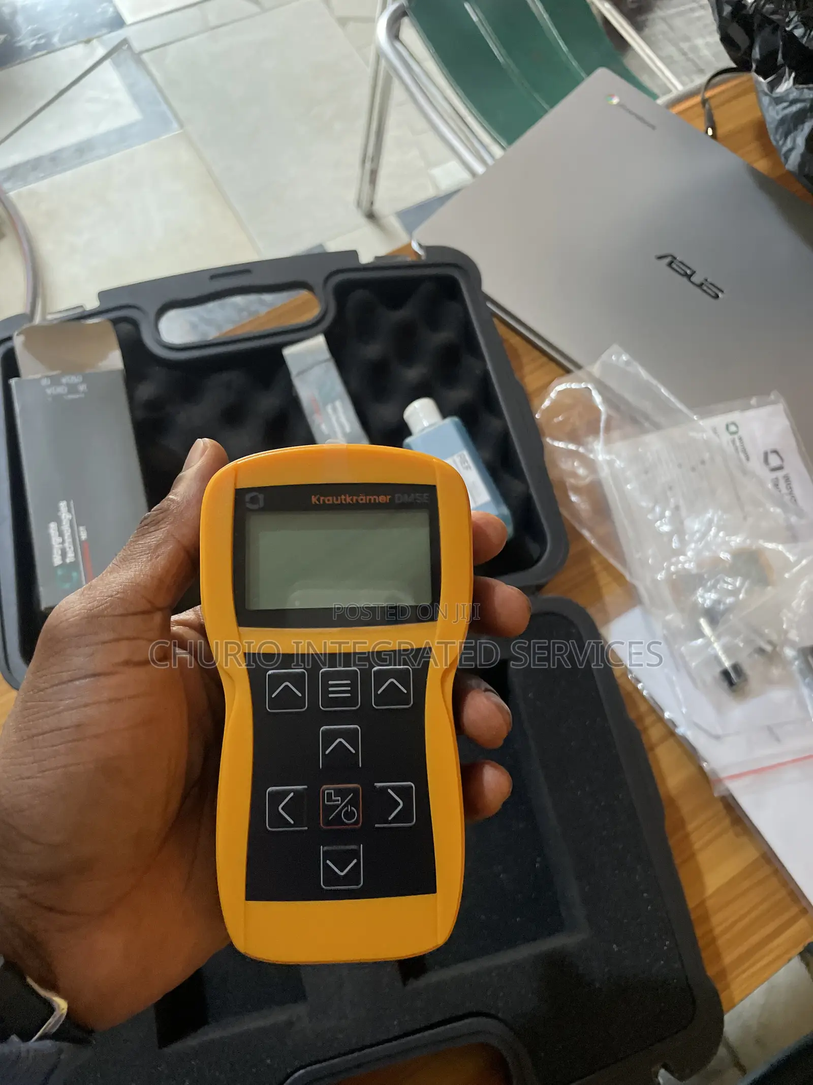 Ultrasonic Thickness Gauge
