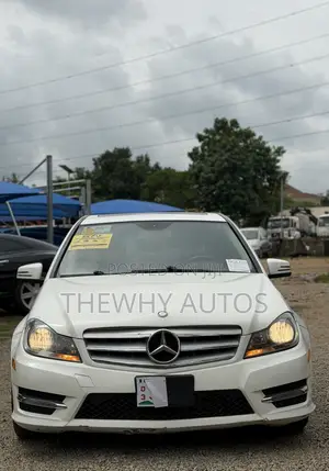 Mercedes-Benz C300 Sport 4Matic Sedan AWD (3.5L 6cyl 7A) 2013 White