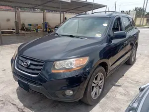 Hyundai Santa Fe 2011 Black