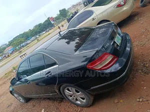 Mercedes-Benz C300 2010 Black