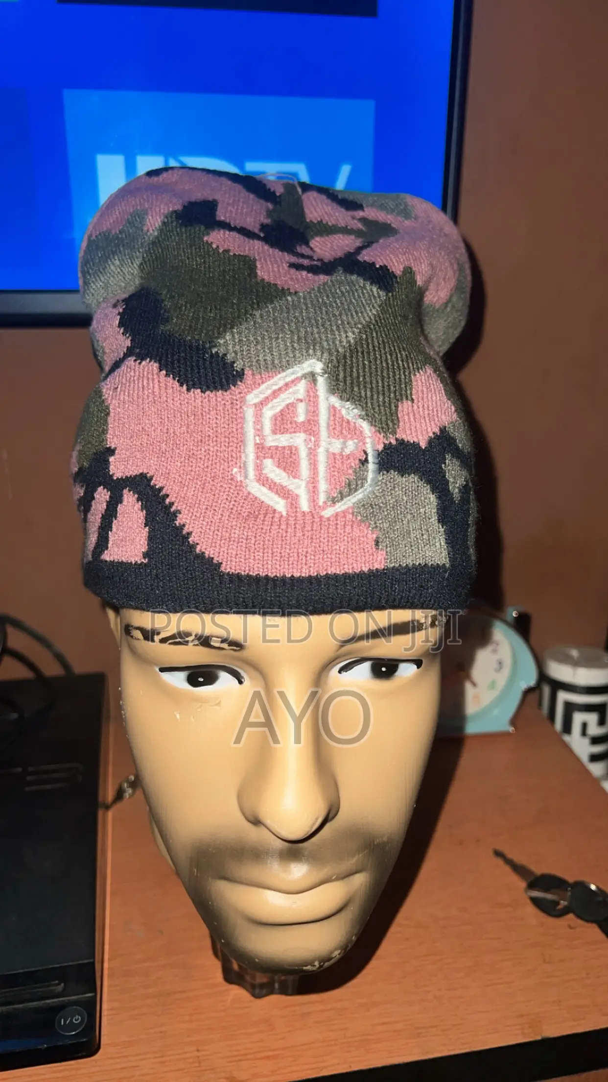 SuperFake Unisex Head Warm