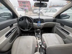 Hyundai Accent 1.3 GLS 2009 Silver