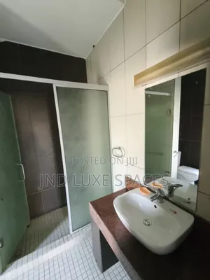 3bdrm Apartment in Ikeja GRA for rent